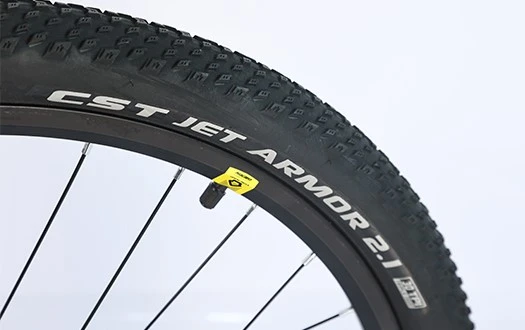 CST tire CST tire